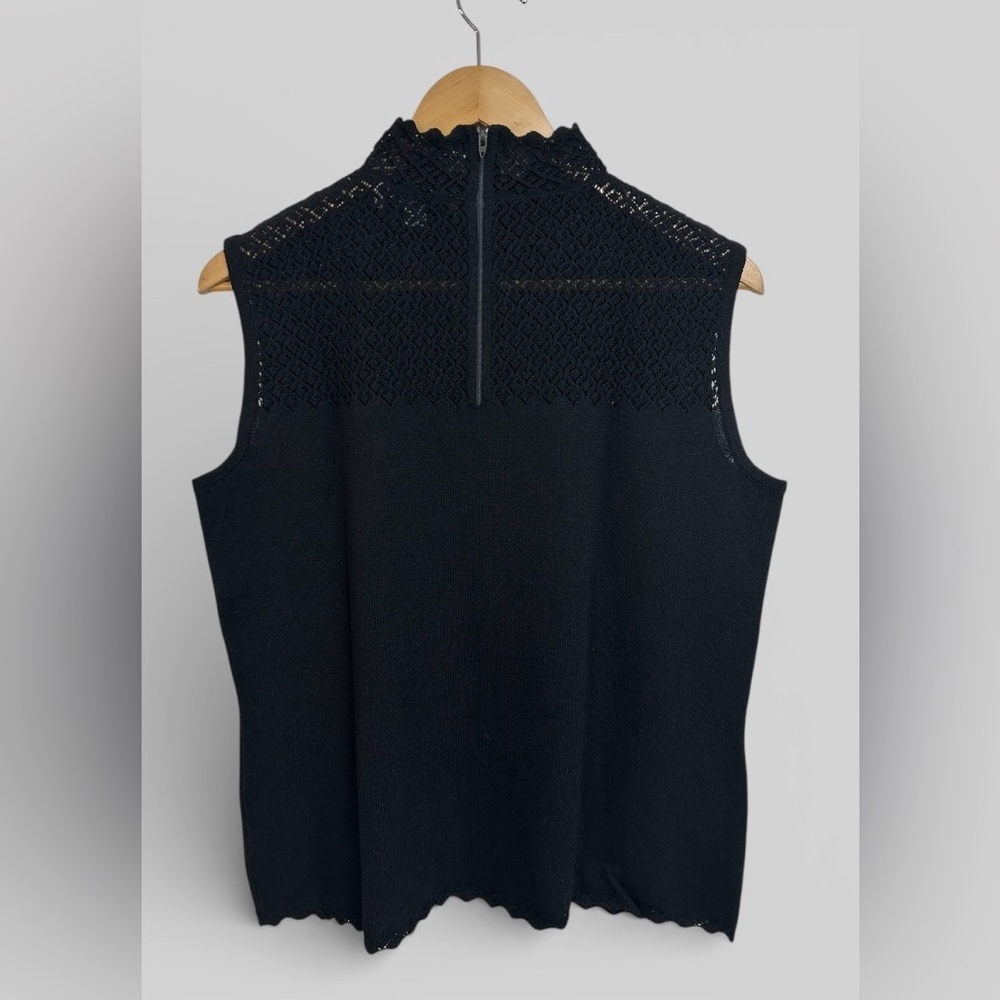 St. John Evening Black Sleeveless Mock Neck Top Size Large - Picture 5 of 7